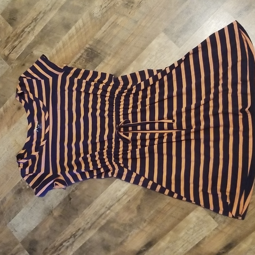 Natural Reflections coral and navy striped t-shirt dress size large.